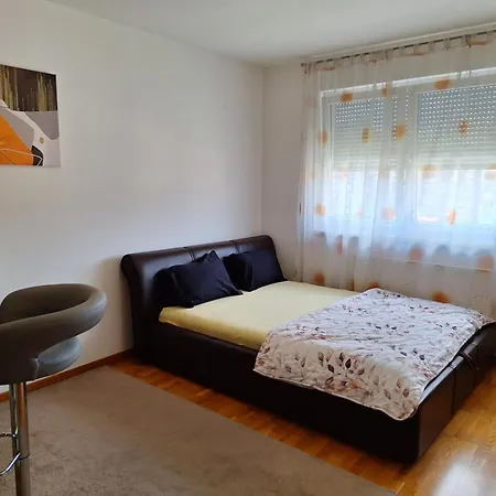Apartman Sarah - Autobuska Stanica Tuzla Exterior photo